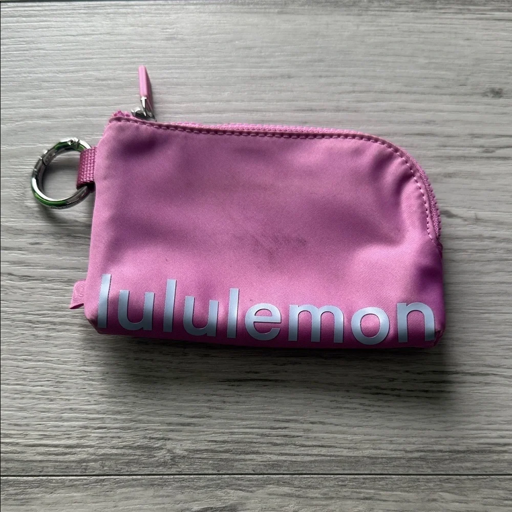 lululemon athletica card case